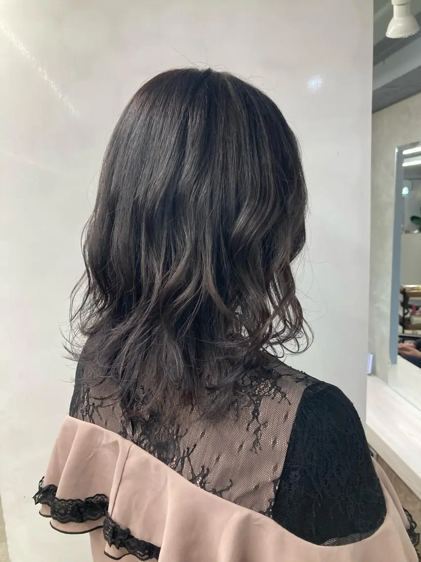 セミロング カラー ヘアカラー ブリーチ&似合せボブ 田中寛十のヘアスタイル
