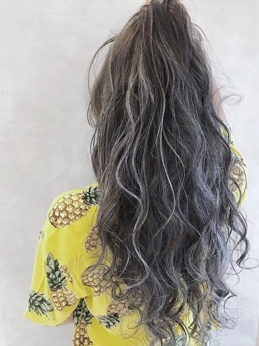 カラー ロング アディクシーカラー ブリーチ ケアブリーチ ダブルカラー ハイライトカラー MOU namba ムウナンバのヘアスタイル