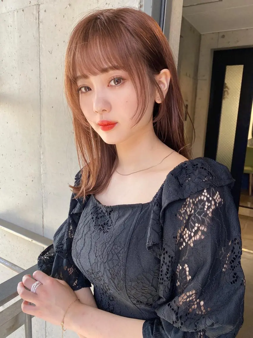 ミディアム カラー 似合わせレイヤー 🇰🇷荒木洋文のヘアスタイル