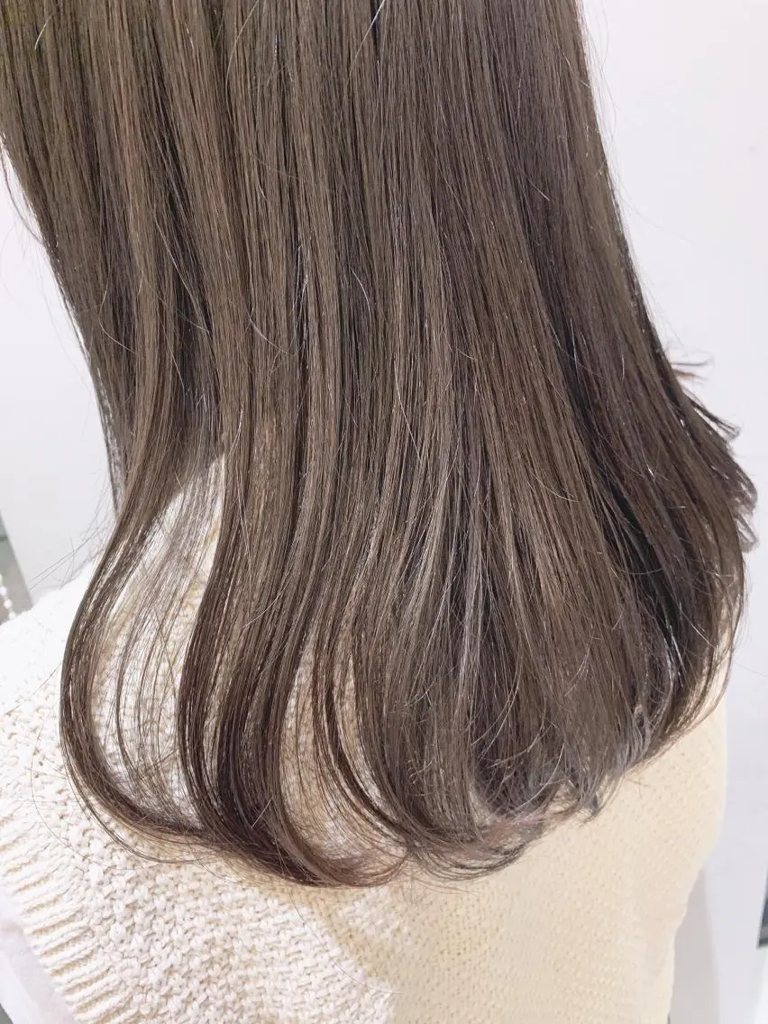 セミロング カラー アッシュ ブルーカラー ブルーアッシュ カット ヘアカラー トリートメント 🦖鶴岡 香純🦖のヘアスタイル