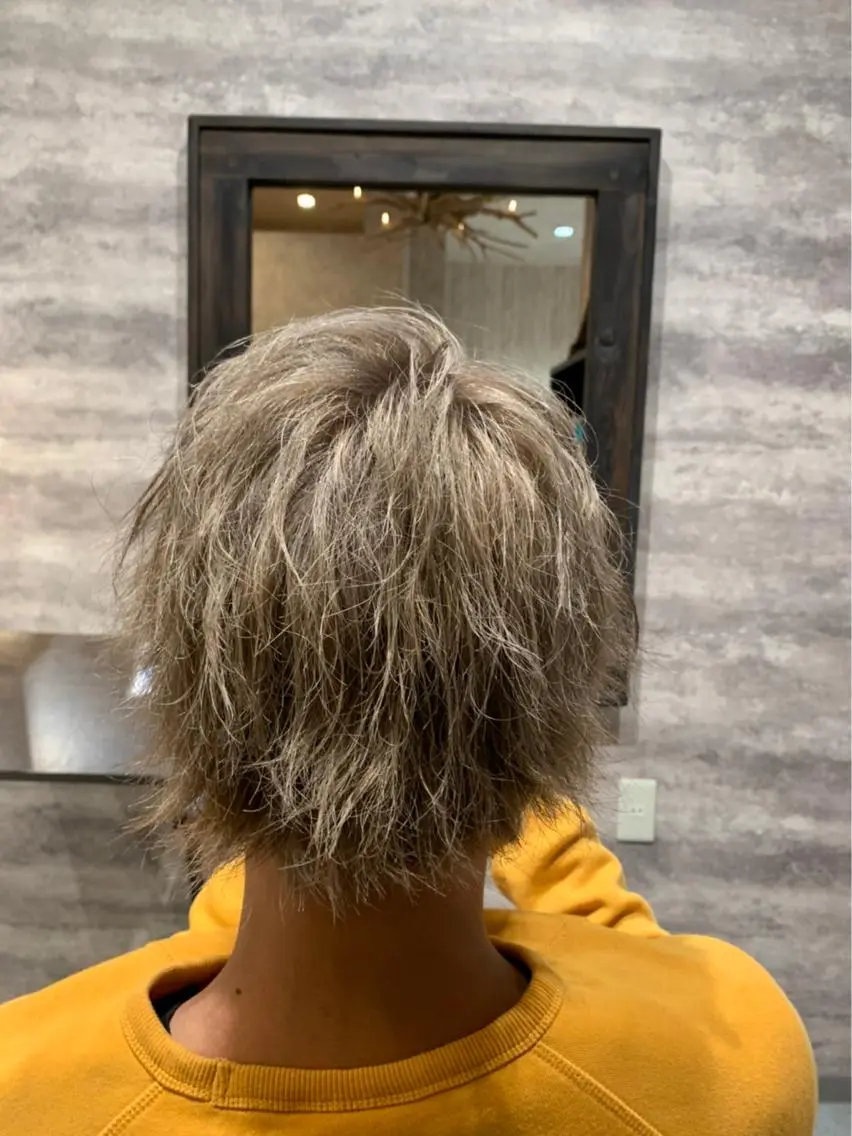 カラー メンズ ベージュカラー ホワイトベージュ Blanco Color&Careのヘアスタイル