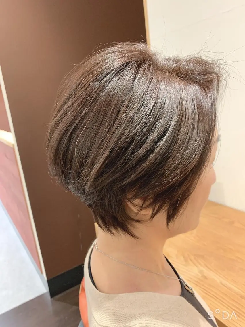 ショート カラー 🍀小顔ショート🍀 有賀祐貴のヘアスタイル