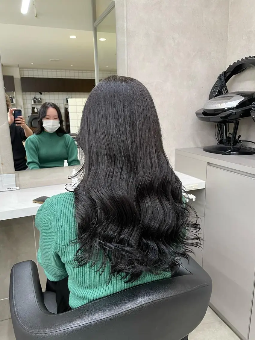 ミディアム カラー パーマ ヘアアレンジ メンズ キッズ ネイル マツエク・マツパ アイブロウ 🦋縮毛/韓国レイヤ ー/透明感カラー🦋のヘアスタイル