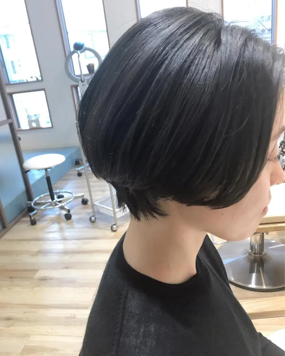 ショート ハンサムショート ショートヘア カット 稲荷 友美のヘアスタイル