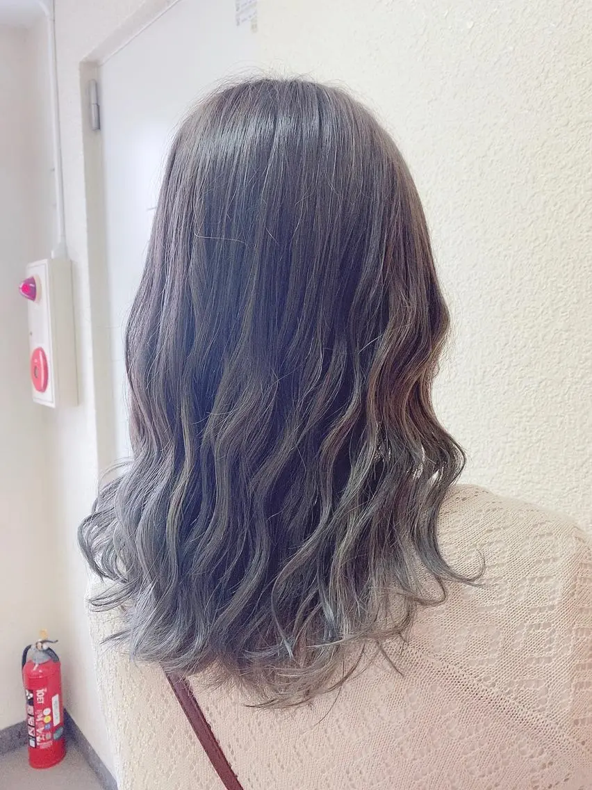 ロング カラー カット ヘアカラー トリートメント 美髪・透明感カラー 西川仁弥のヘアスタイル