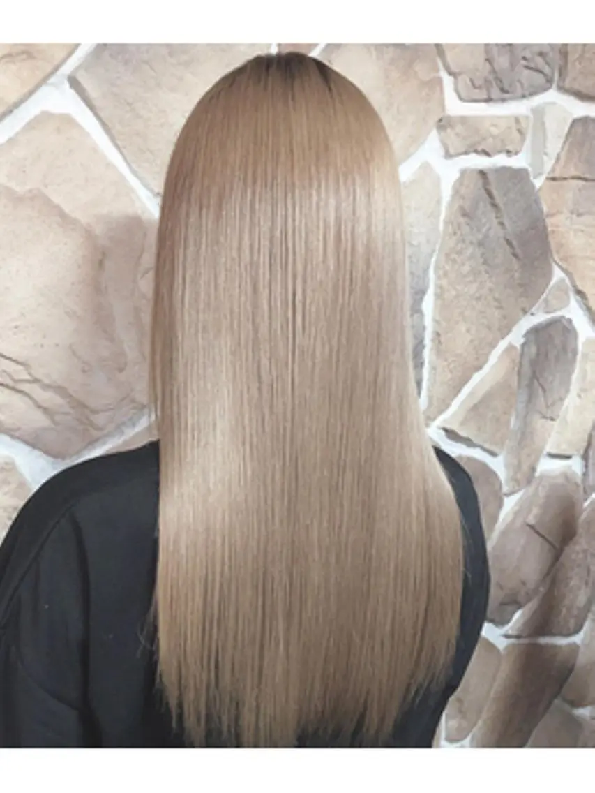 ロング トリートメント ヘアカラー box mico. mutsumiのヘアスタイル