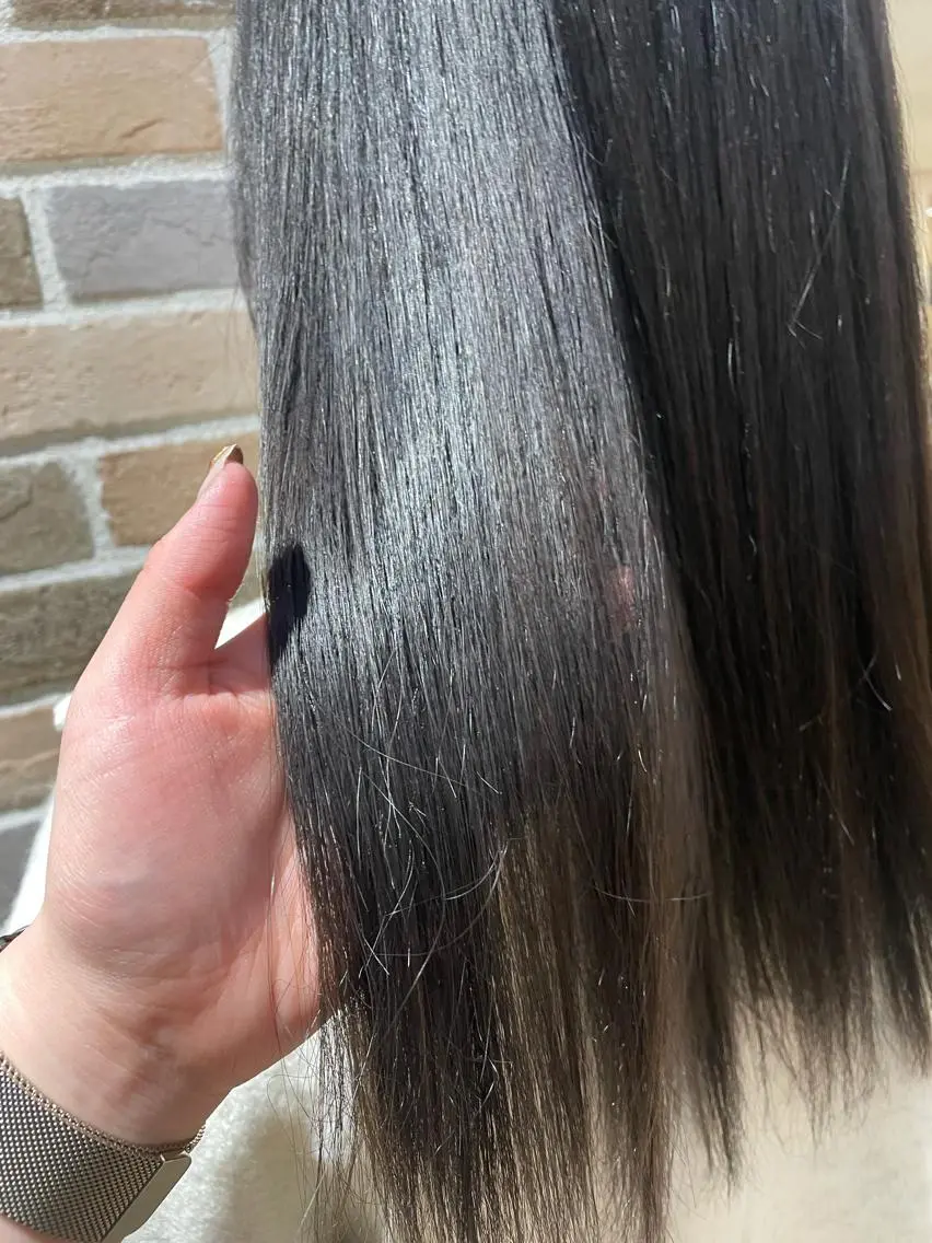 セミロング カラー カット⌇艶カラー 🫧⌇Nanahoのヘアスタイル