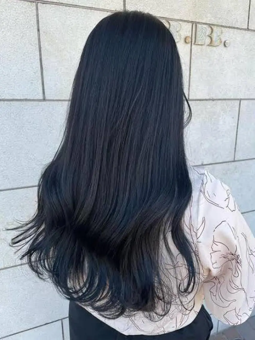 カラー 本田 央介のヘアスタイル