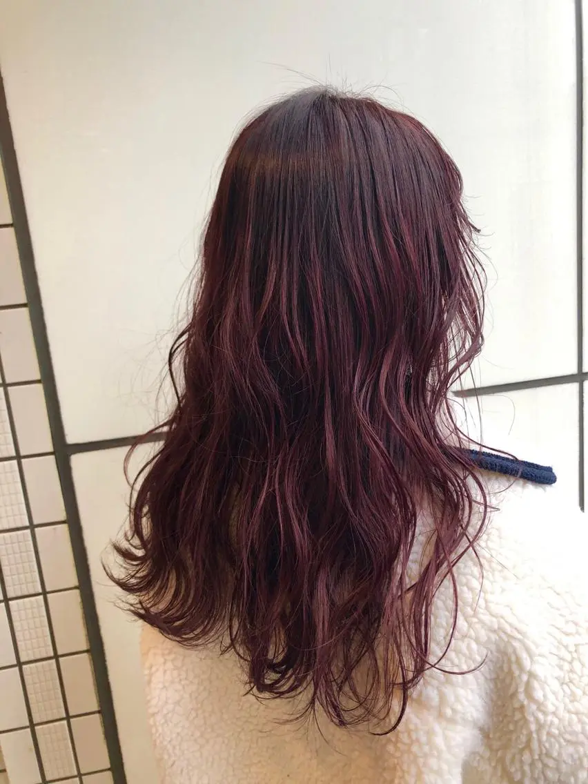 ロング カラー ピンクカラー ベージュカラー🧸 伊藤なつみのヘアスタイル