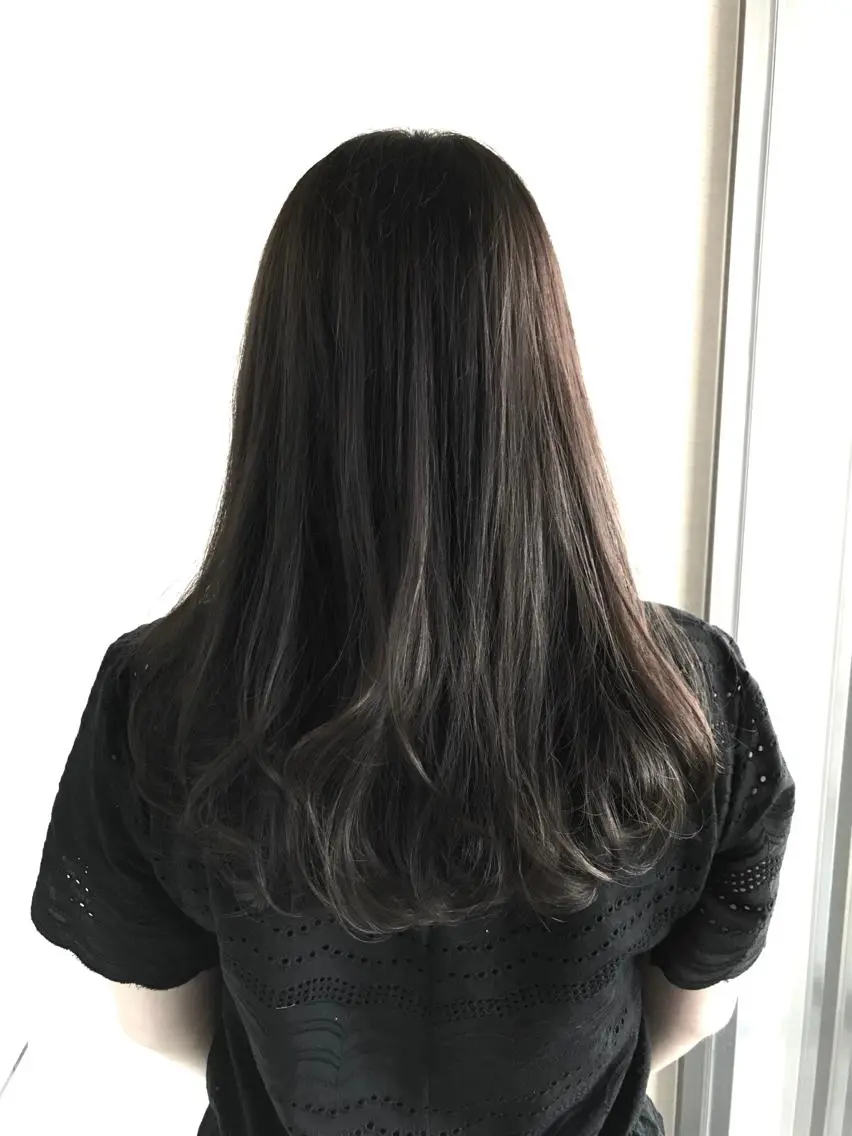 ロング カラー アッシュ 透明感カラー ダークアッシュ イルミナカラー 髪質改善縮毛矯正 美容師✂️山崎竜二のヘアスタイル