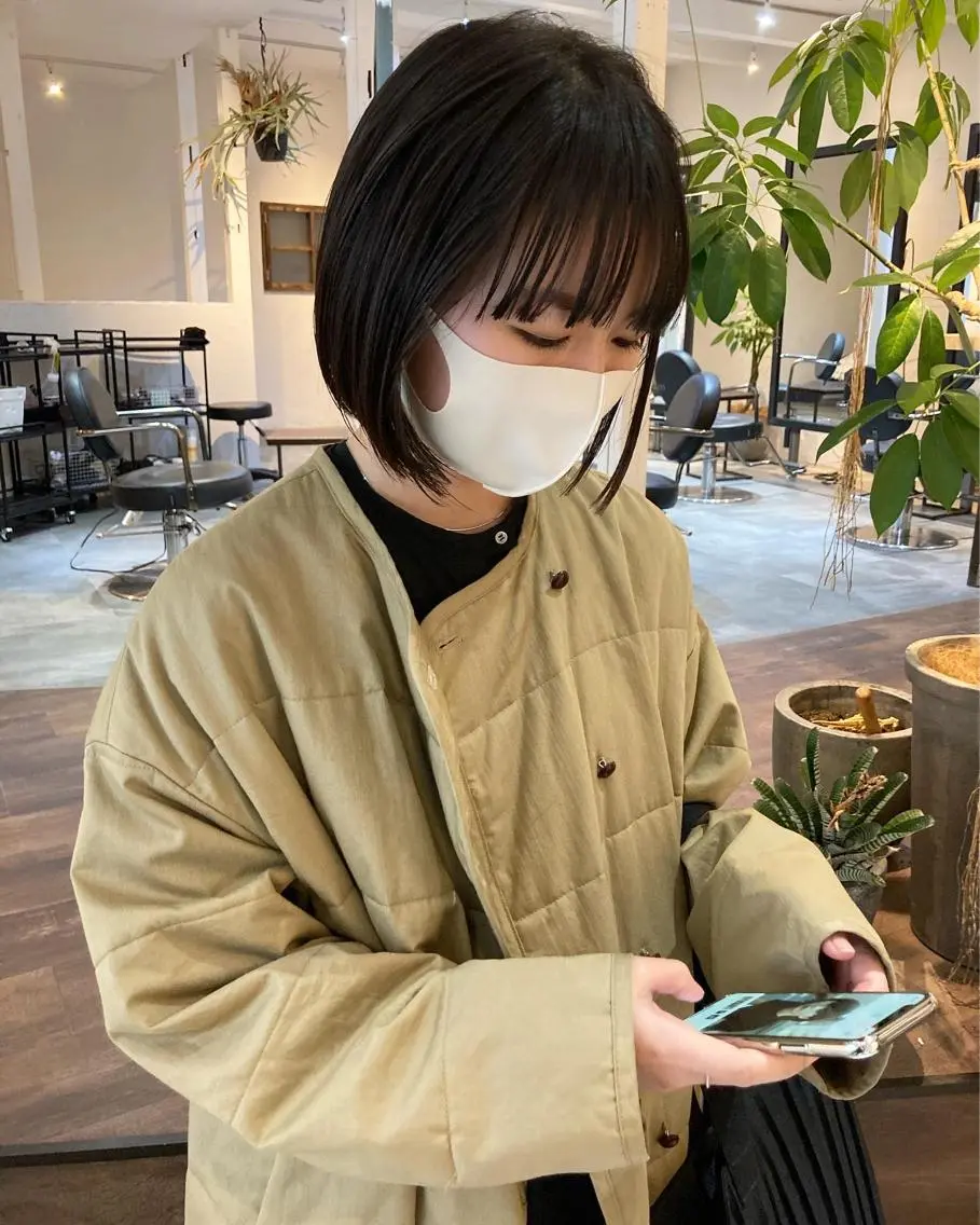 ショート ワイドバング 金田 夏野のヘアスタイル