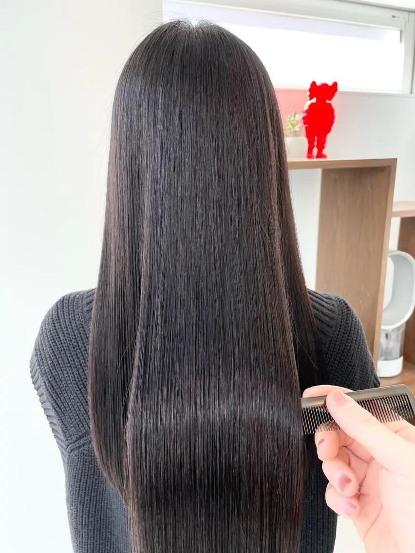 セミロング カラー ブリーチ 髪質改善 縮毛矯正 トリートメント 酸熱トリートメント ヘアカラー トリートメント スズキジュンペイ 銀座/髪質改善のヘアスタイル