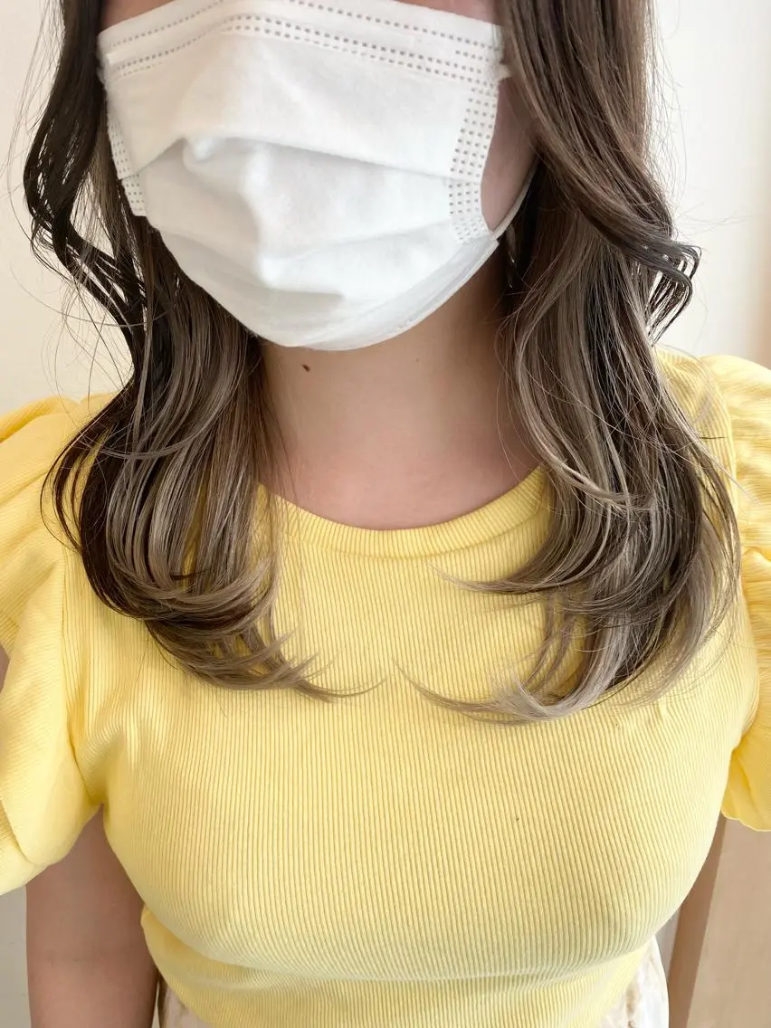 ロング カラー レイヤー・ハッシュ ウルフ・武蔵小杉のヘアスタイル