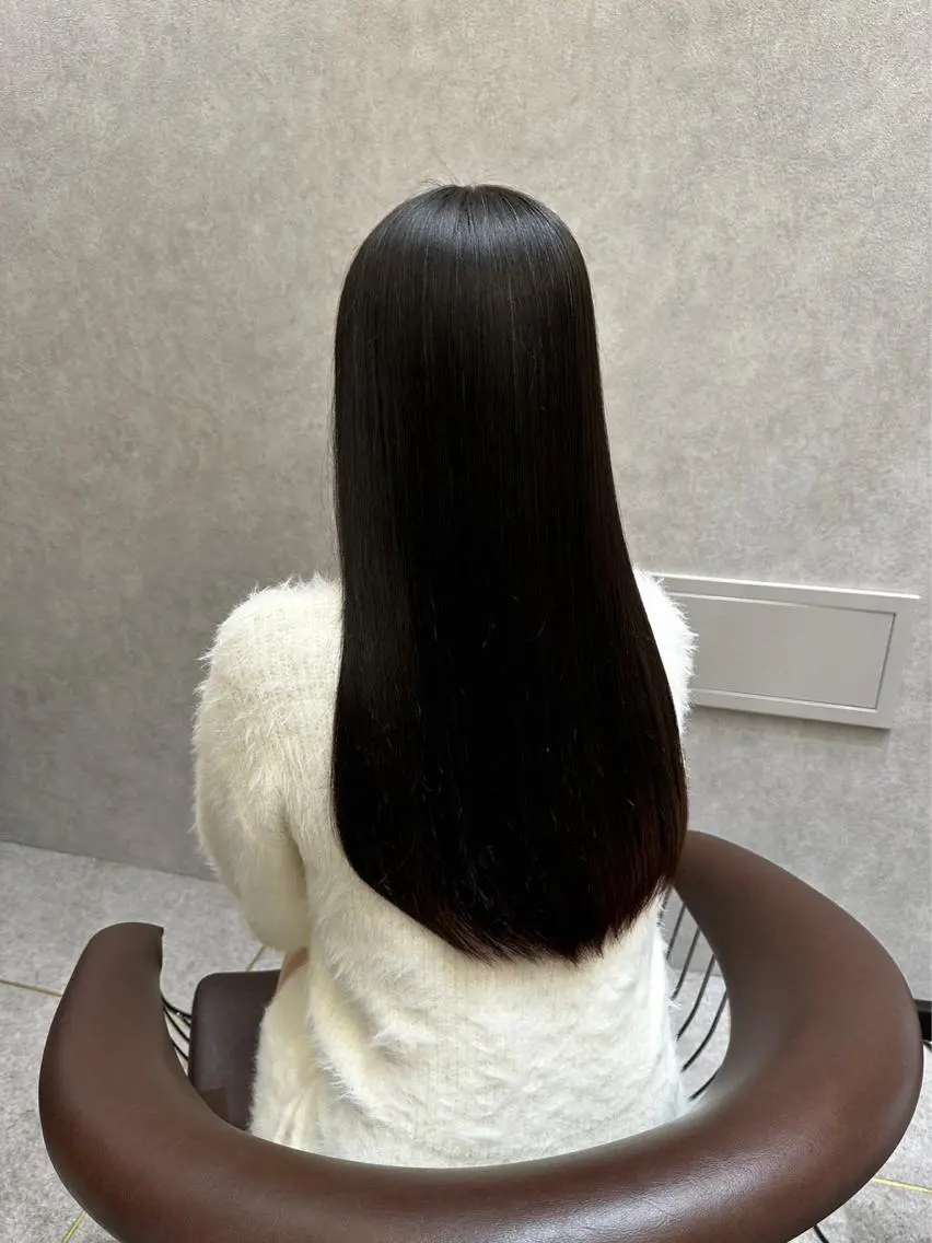 カラー 🌟透明感カラー× 小顔カット いっせいのヘアスタイル