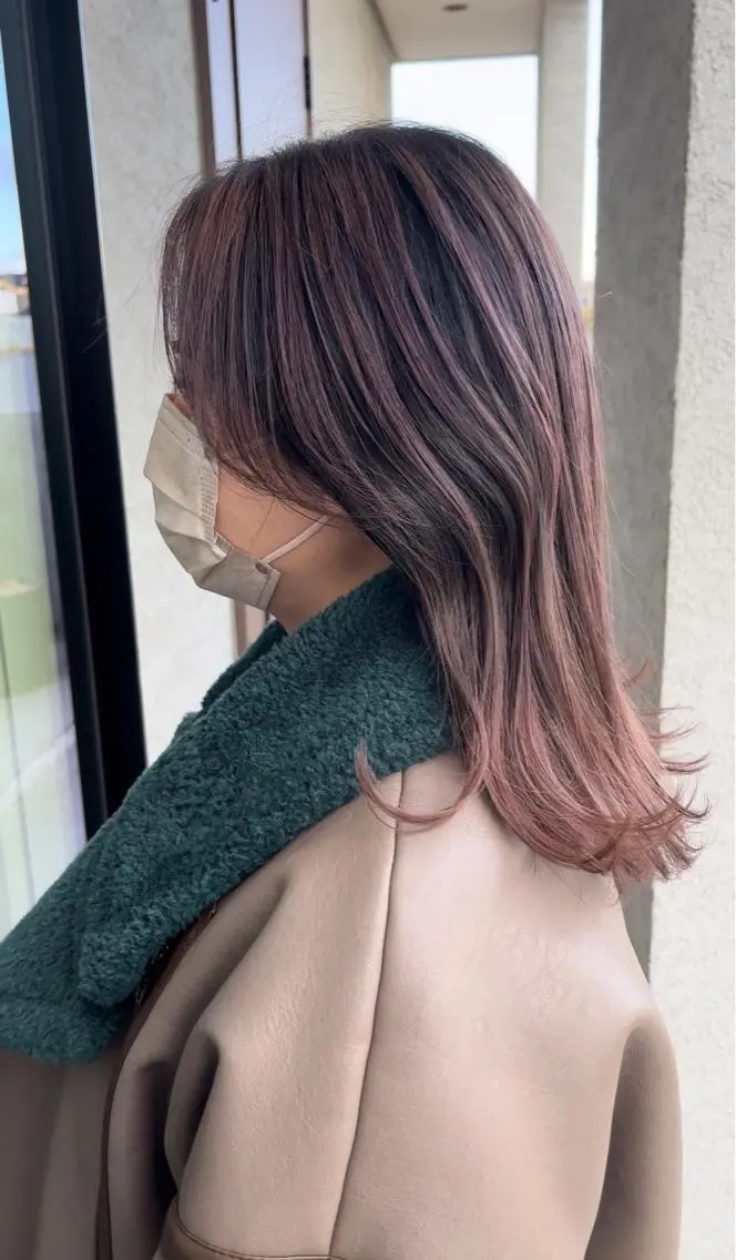 ミディアム カラー 手塚 亮汰のヘアスタイル