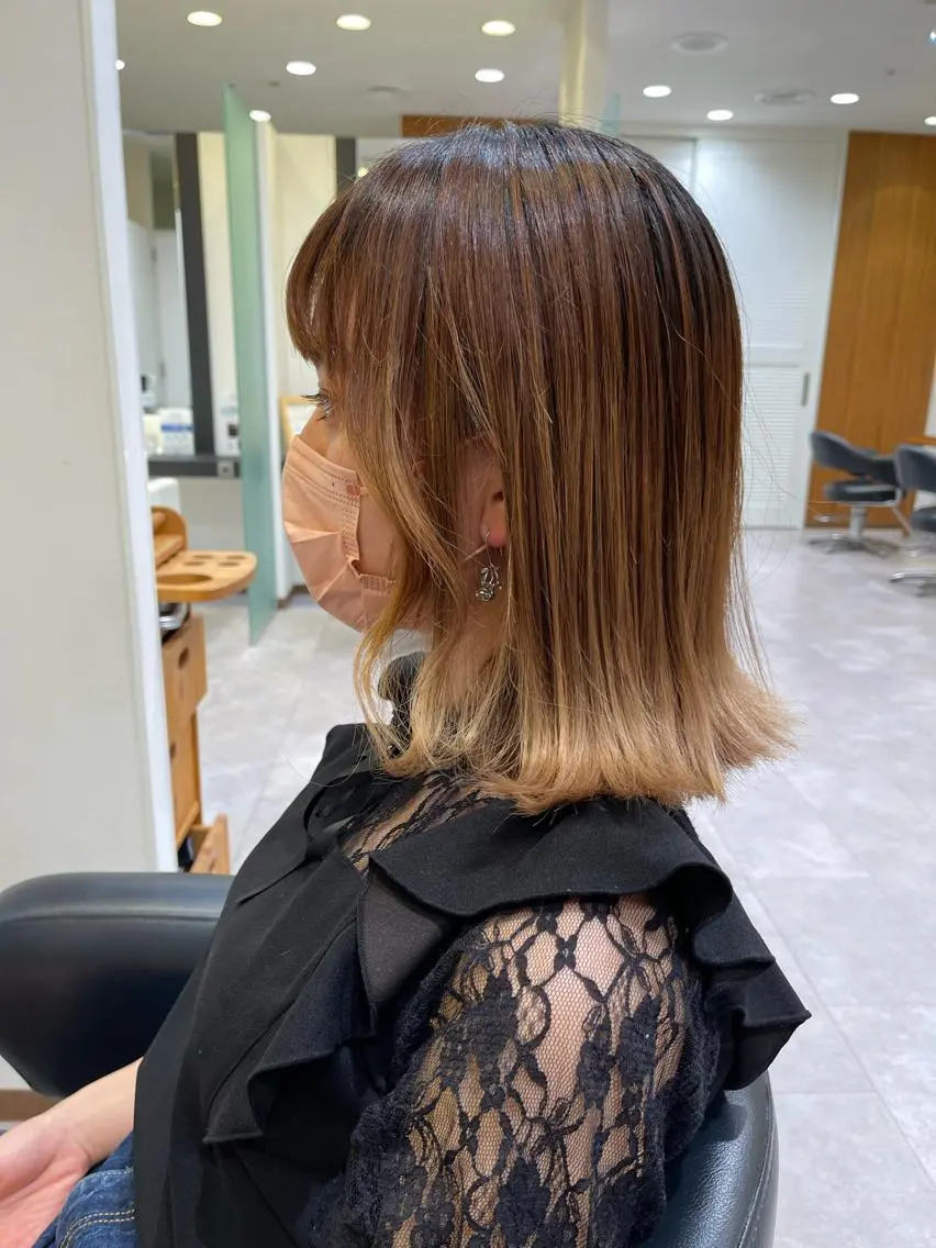 ミディアム 切りっぱなしボブ ボブ くびれヘア トリートメント ✂︎髪質改善・ Yuitoのヘアスタイル