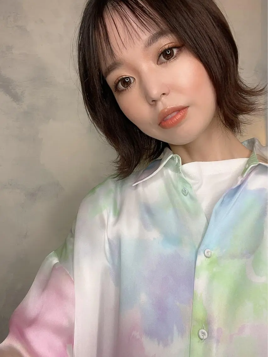 ショート カラー ショートボブ ハンサムショート 丸みショート デザインカラー ハイライトカラー 京都大人女性ショート 徒歩1分/秋山のヘアスタイル