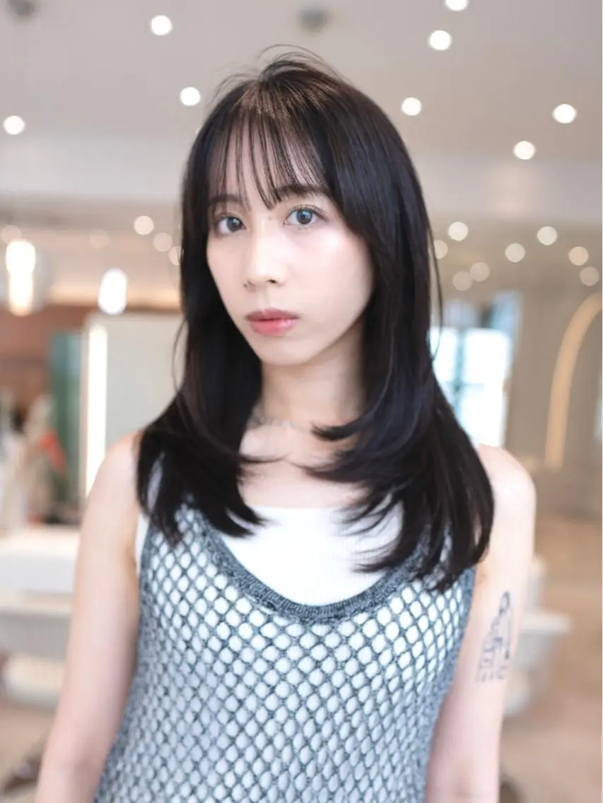 ロング 新宿/顔周りカット +レイヤー=しずく♩のヘアスタイル