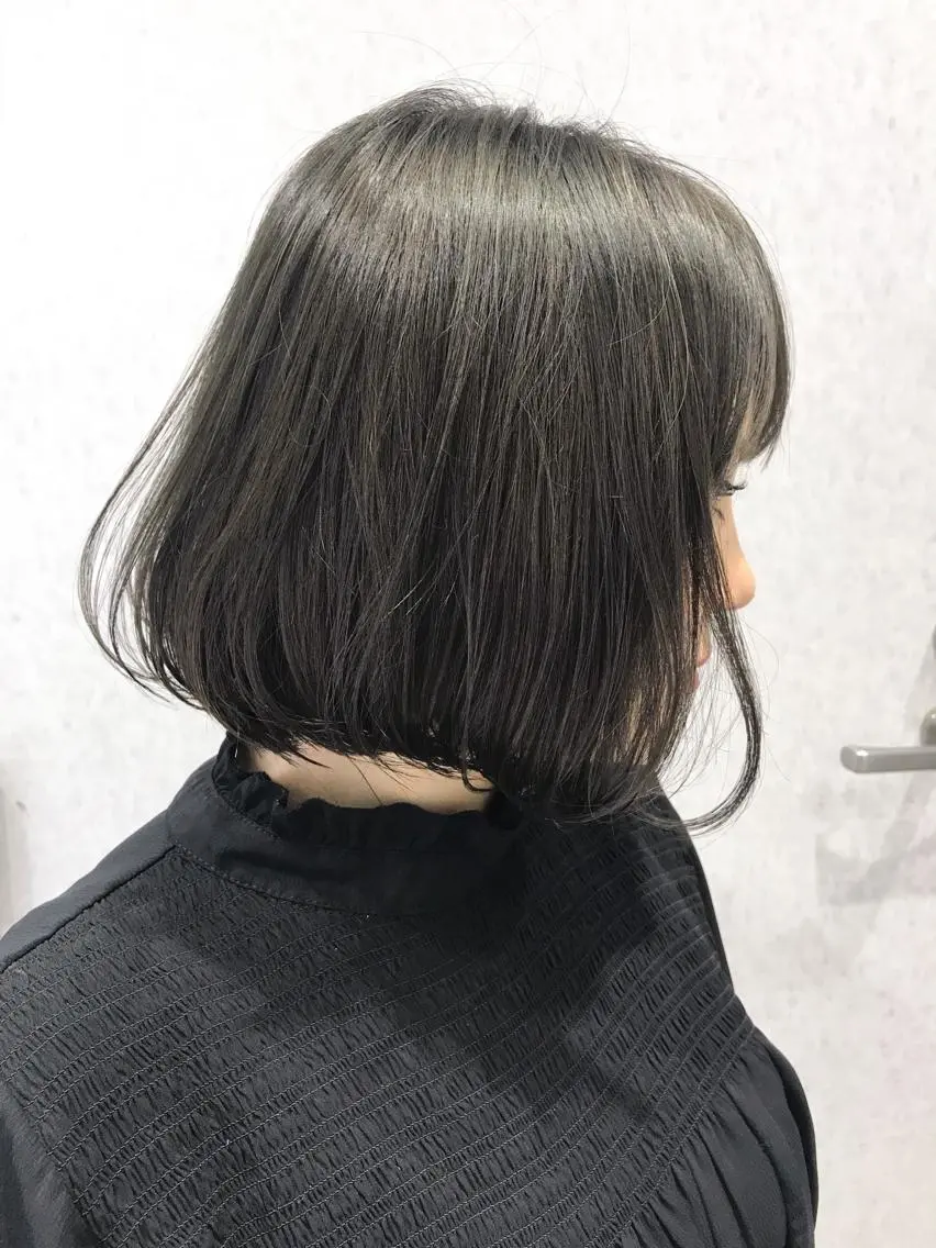 ミディアム カラー ハイライトカラー ハイライト エクステ(レミー毛) NINEのヘアスタイル