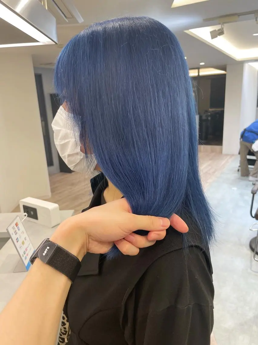 セミロング カット ヘアカラー Loob.TOKYO MIYA🌈のヘアスタイル