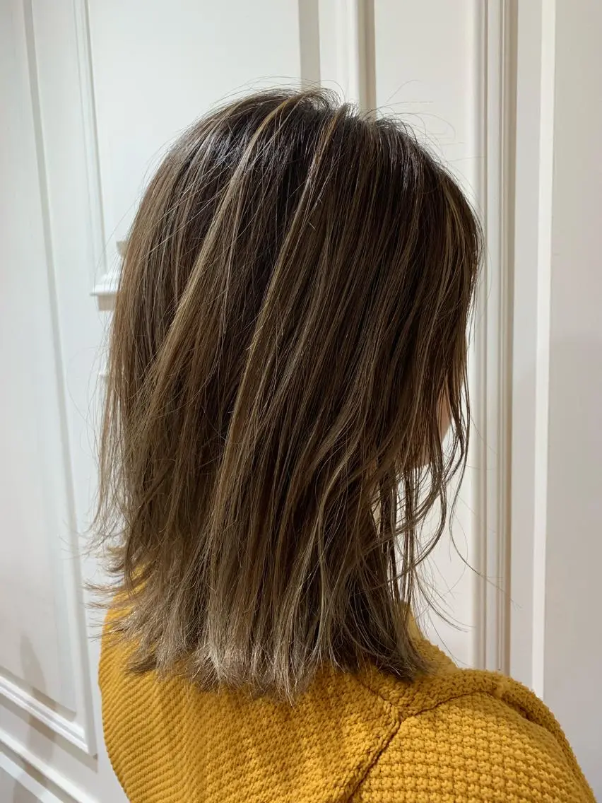 ミディアム 乾かすだけで艶髪酸性 ストレート髙橋悠耶のヘアスタイル