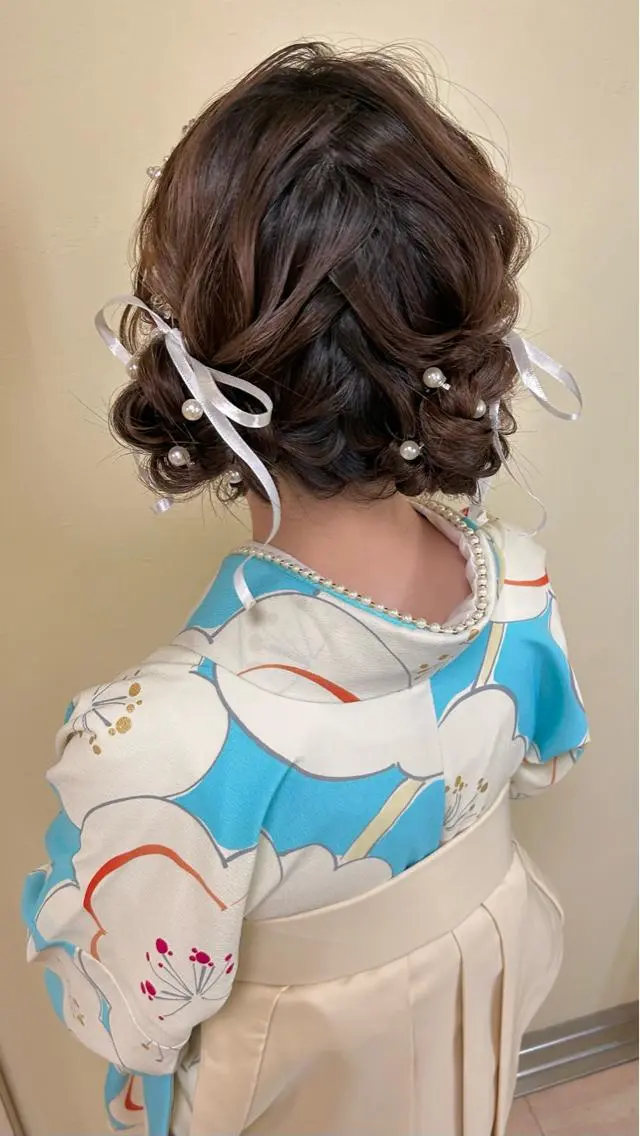 セミロング ヘアアレンジ お団子ヘア タニモト ユイのヘアスタイル