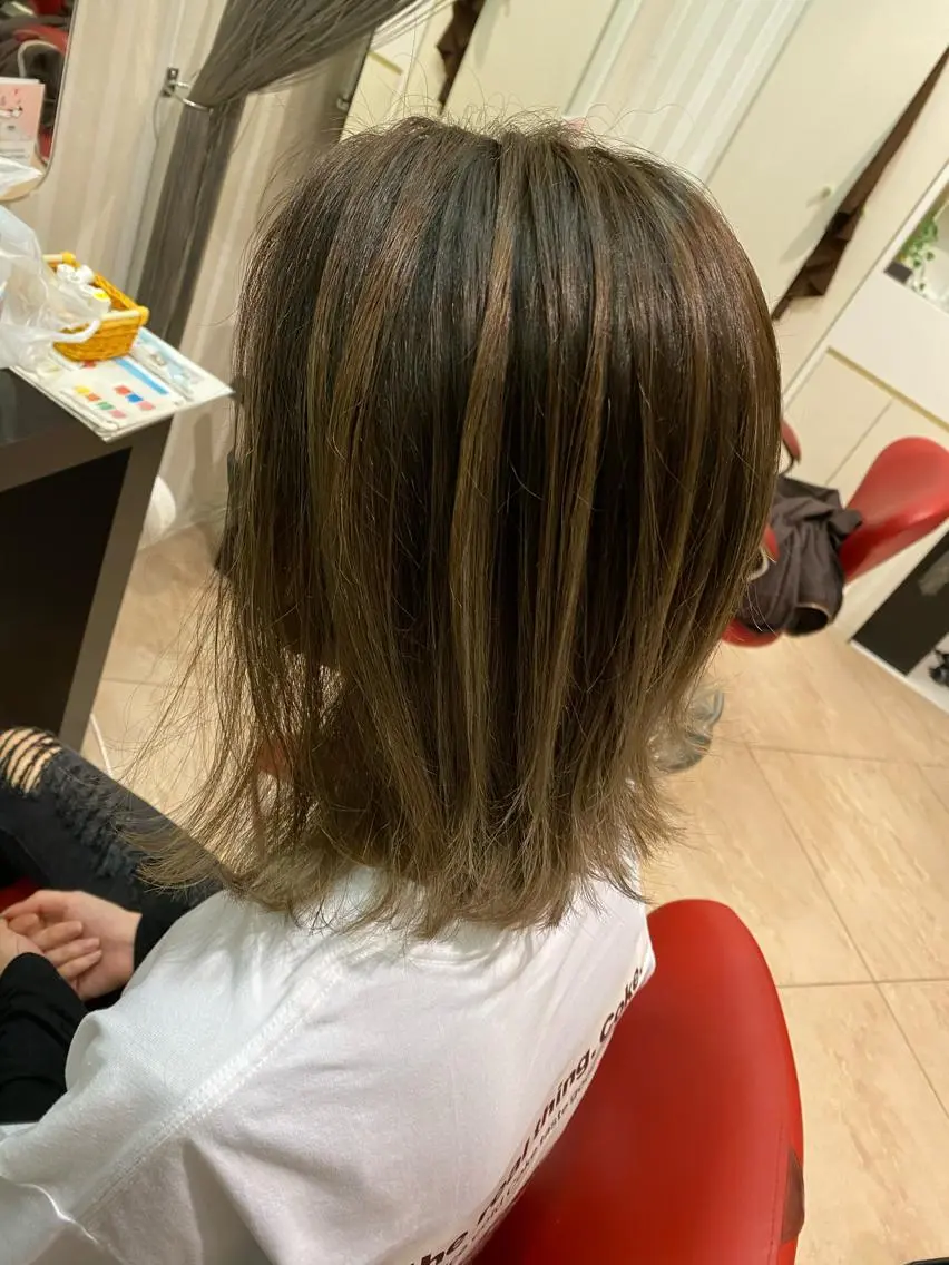 ショート カラー 【育休中】EARTH 荒井店HARUNAのヘアスタイル