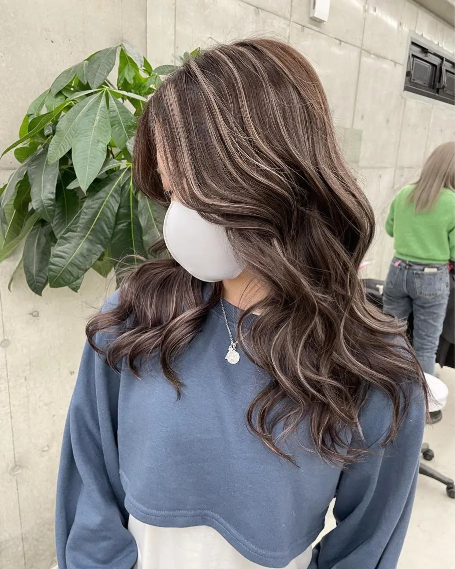 ロング 手島 カミラのヘアスタイル