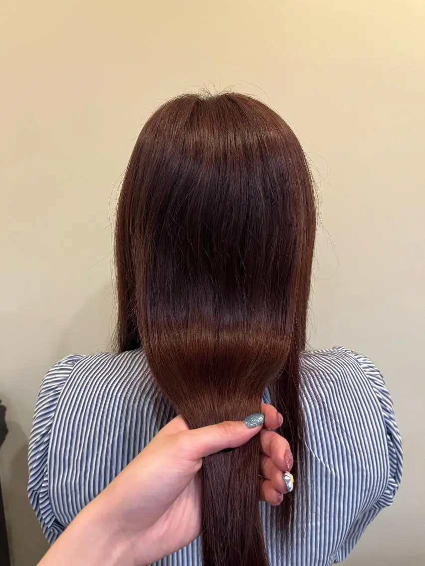 カラー ブラウンカラー 透明感カラー ピンクカラー KOKORO 中村 朱里のヘアスタイル