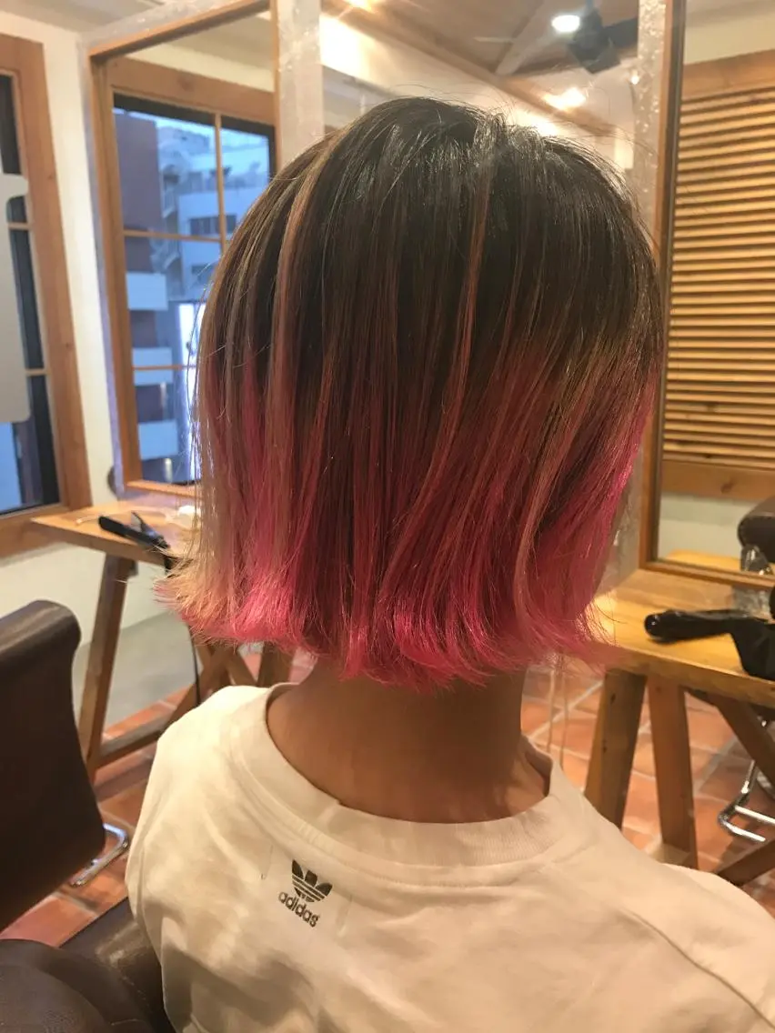ショート カラー グラデーションカラー ハイライトカラー ピンクカラー ハイライト みうら ミウラのヘアスタイル