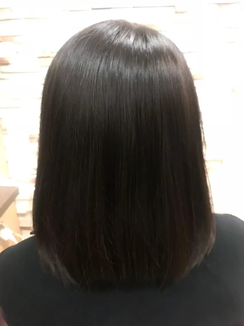 セミロング カラー ササキ トモコのヘアスタイル
