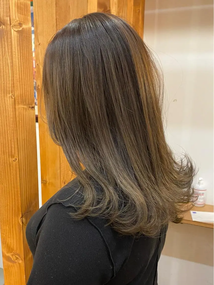 ミディアム カラー 馬場 涼平のヘアスタイル