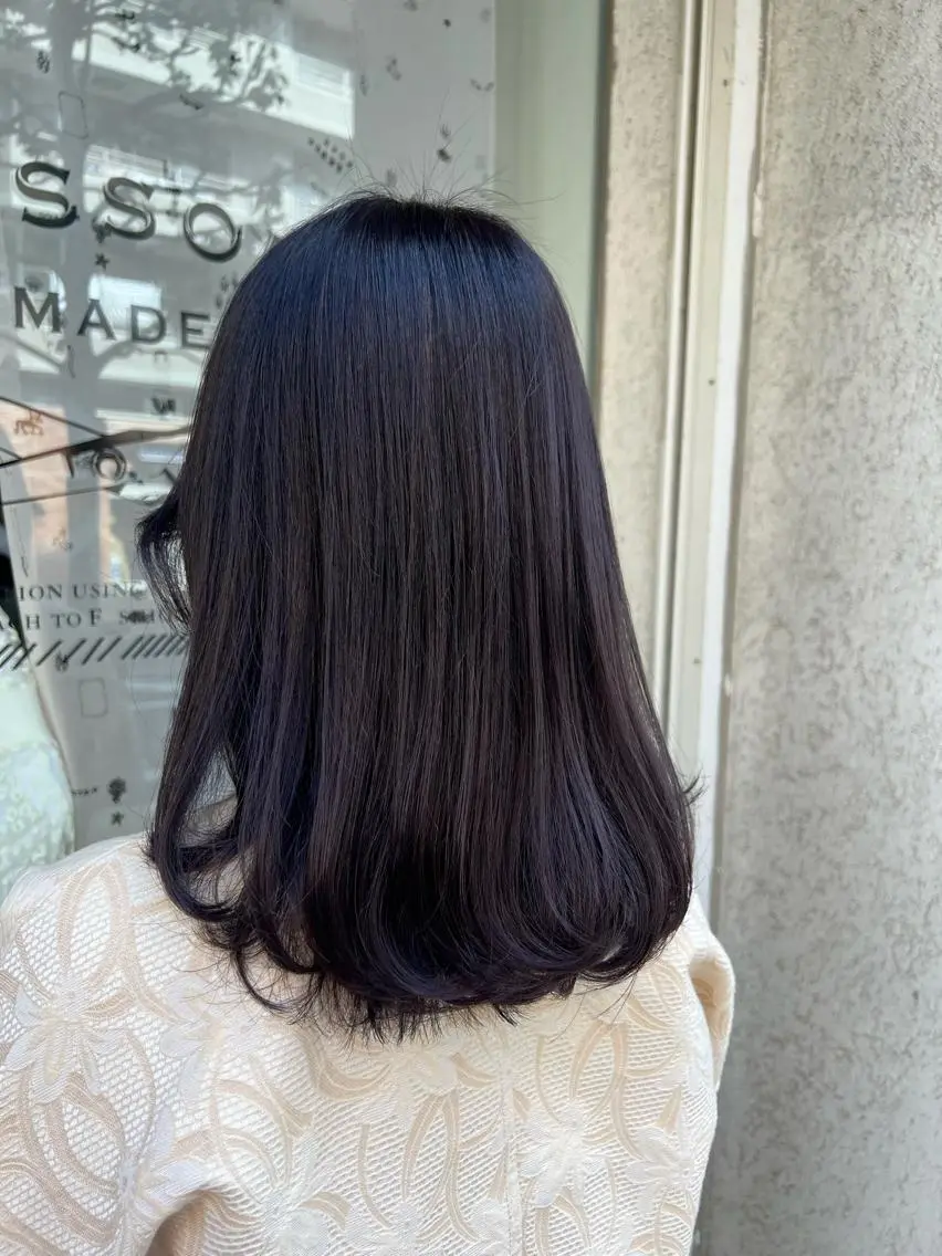 ミディアム カラー haru .のヘアスタイル