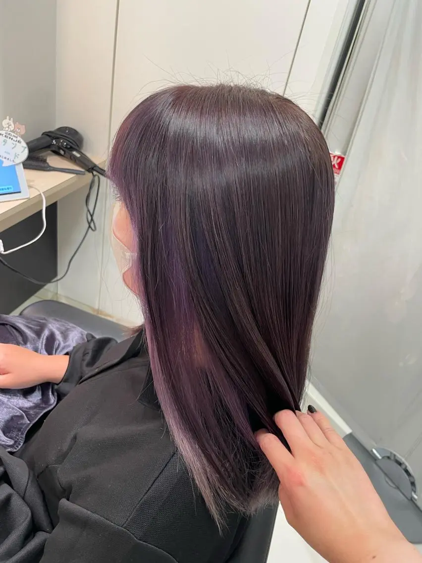 セミロング カラー ブリーチ パープルカラー クロスパーマ/うる艶 カラー/Kurumiのヘアスタイル