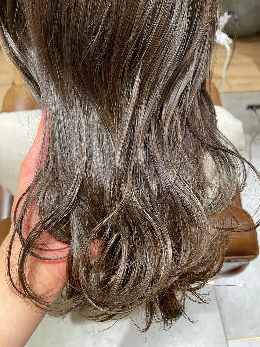セミロング ふわっとレイヤー‪☆ 菅原 千鶴のヘアスタイル