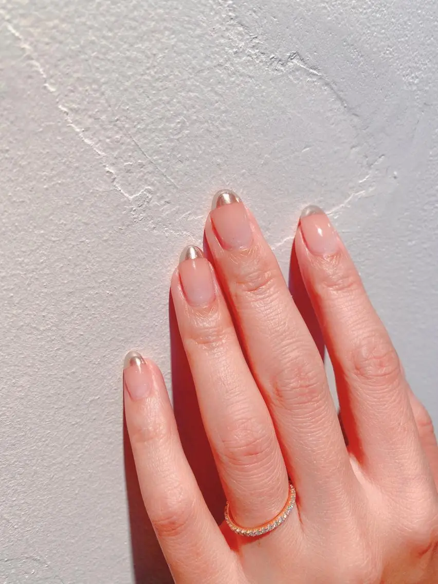 ネイル グラデーション ミラーネイル ハンドネイル Ann nailのネイルデザイン