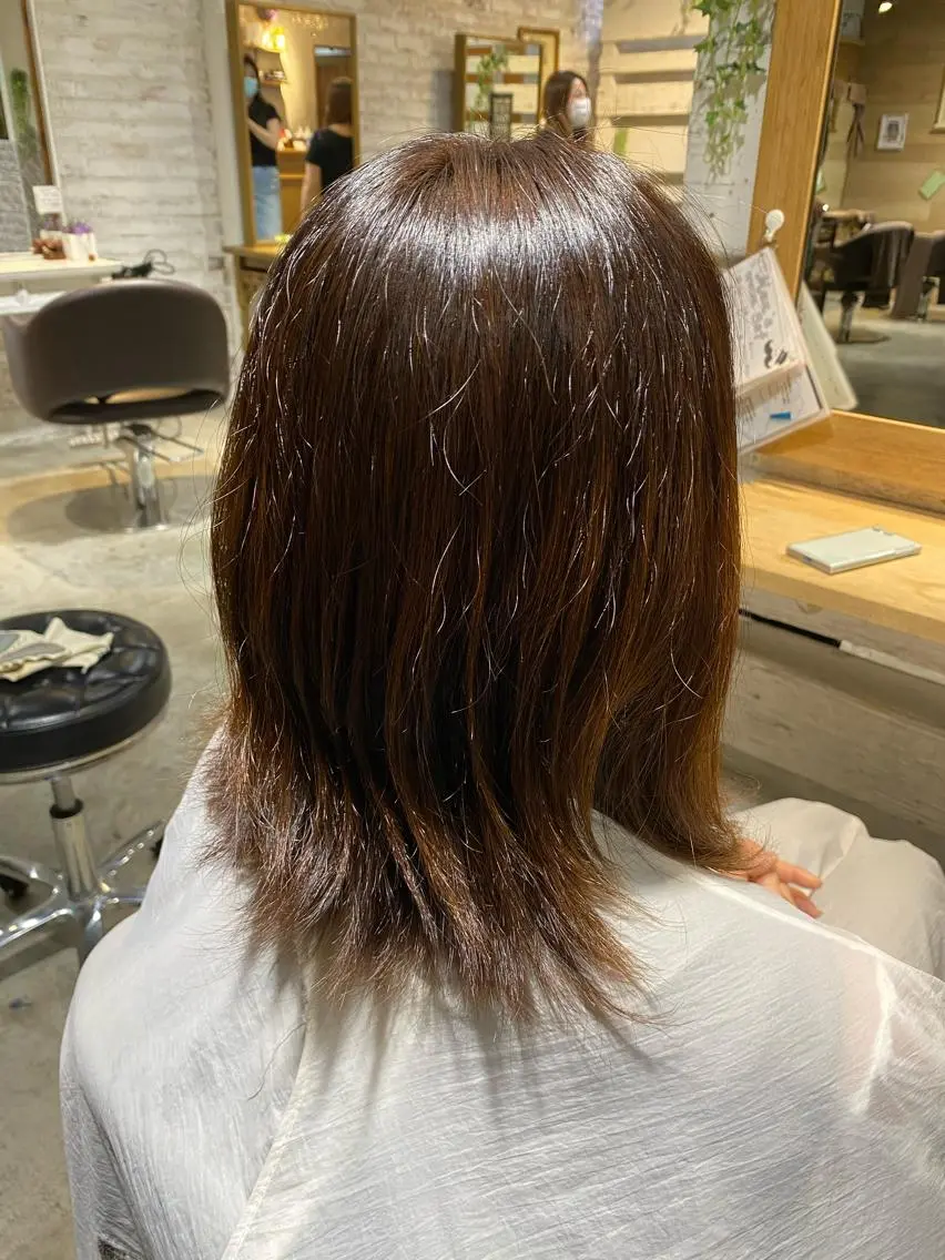 ミディアム カット 縮毛矯正 長濱 俊のヘアスタイル