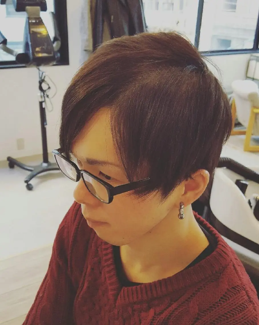 メンズ ショート 縮毛矯正 spa hair ark 富井直美のヘアスタイル