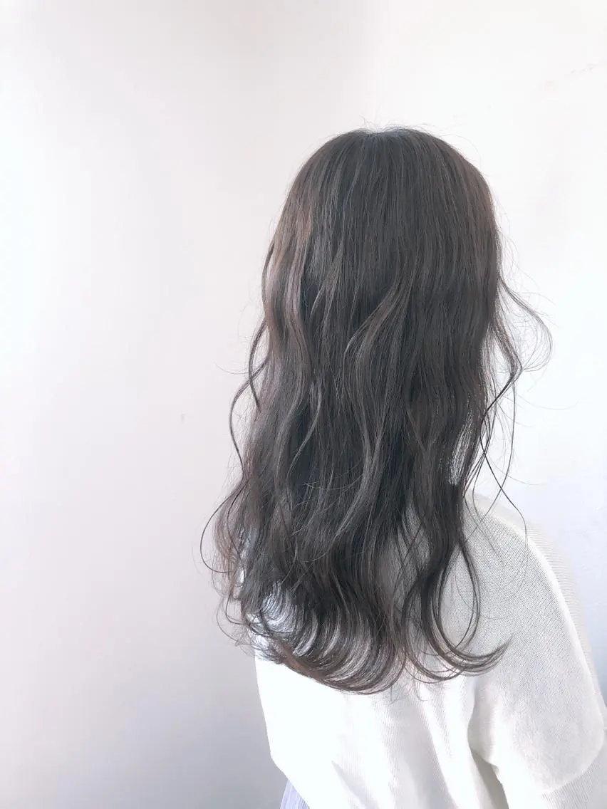 ロング カット ヘアカラー トリートメント 松田 みのりのヘアスタイル