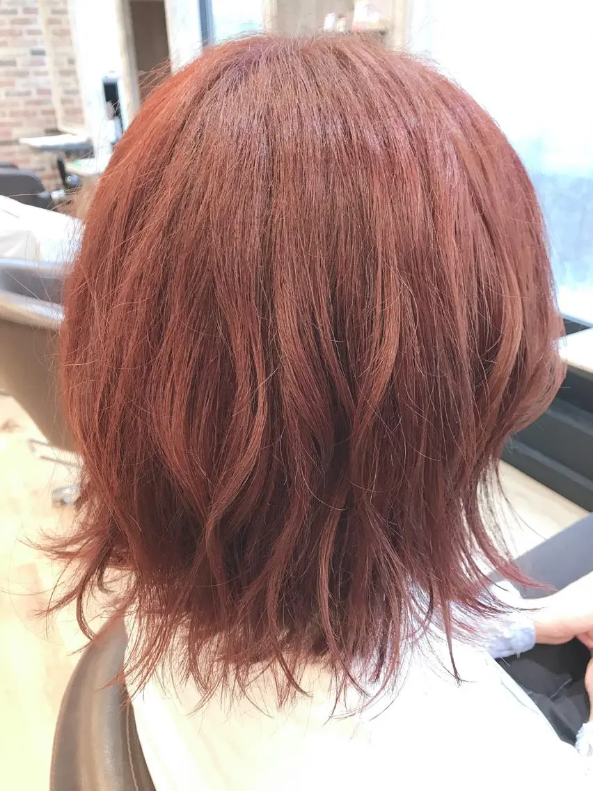 ミディアム カラー 外ハネヘア 猪ノ原 弘子のヘアスタイル