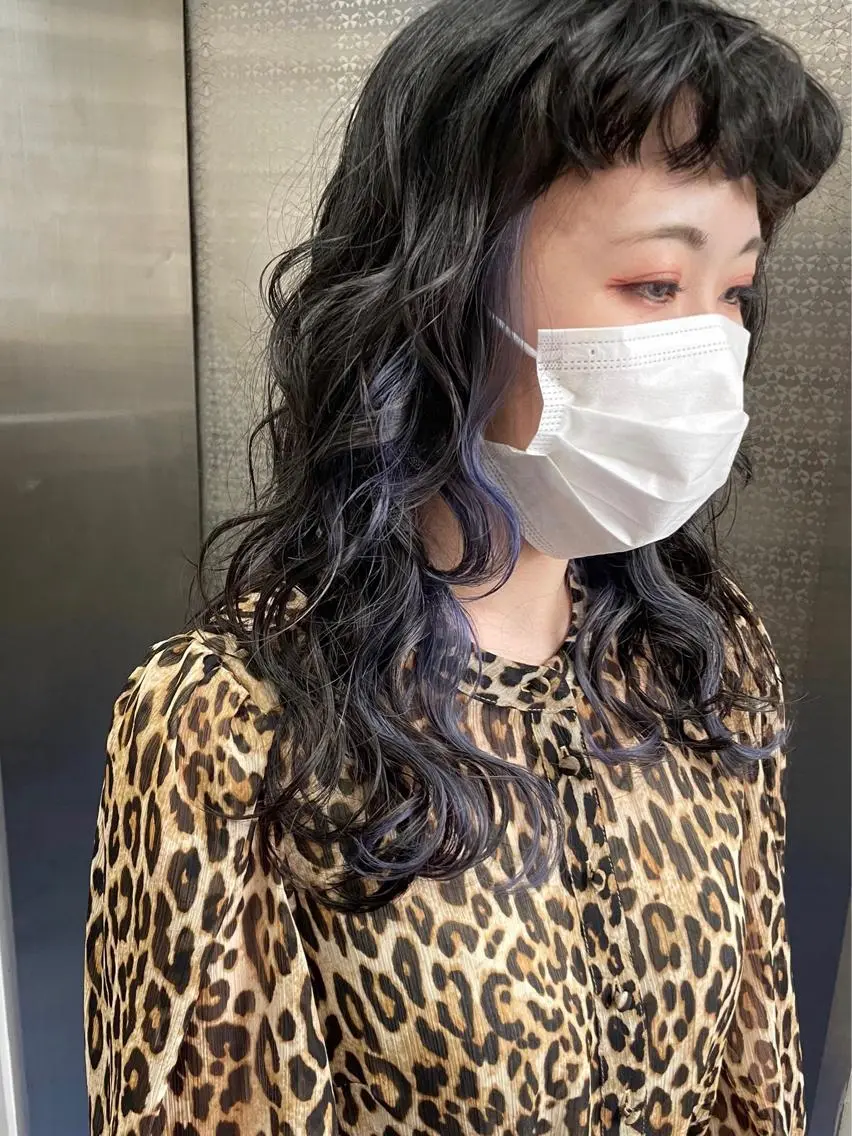 カラー white.梅田 デザインカラー🦄のヘアスタイル