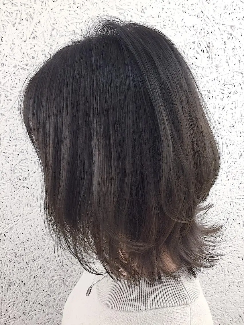ミディアム カラー パーマ ヘアアレンジ アディクシーカラー アッシュ バレイヤージュ ベージュカラー ブリーチ カット ヘアカラー トリートメント ヘアセット ✨ハイクオリティ✨ 山本香也のヘアスタイル
