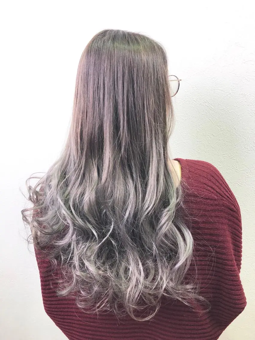 カラー 最高級エクステ /羽エクステ白石宇由のヘアスタイル