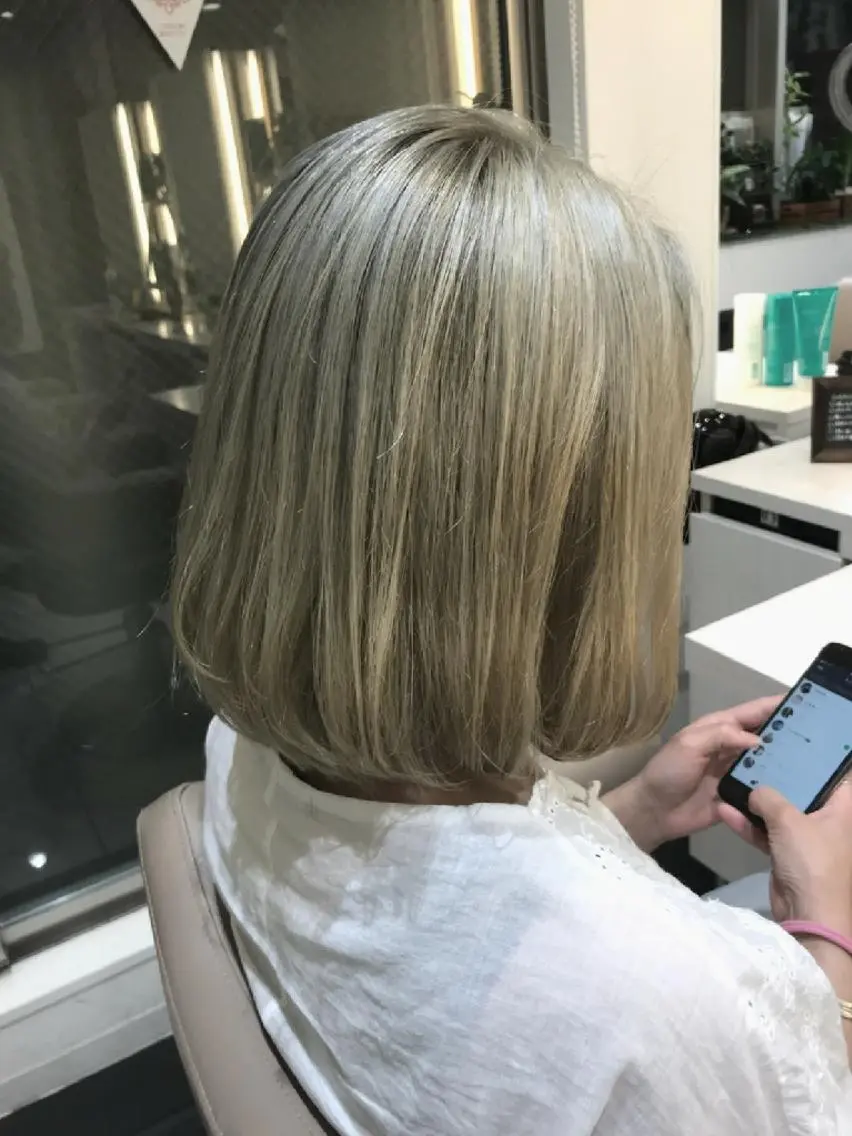 ミディアム カラー ブリーチ カット ヘアカラー ＡＳＨ大宮/ブリーチ 髪質改善/カラーのヘアスタイル