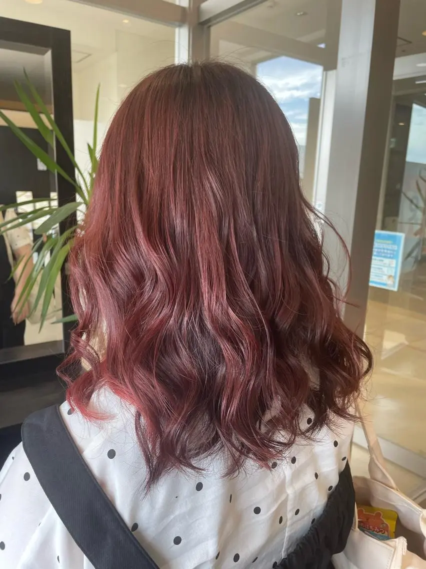 カラー 中尾 唯音名のヘアスタイル