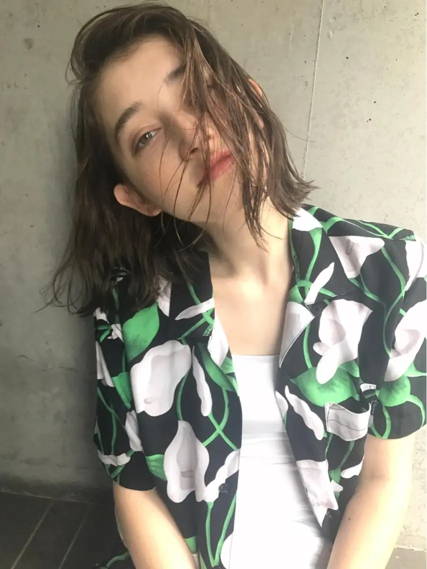 ミディアム 外ハネヘア 透明感カラー🌿ボブ ✨飛田 ケイのヘアスタイル