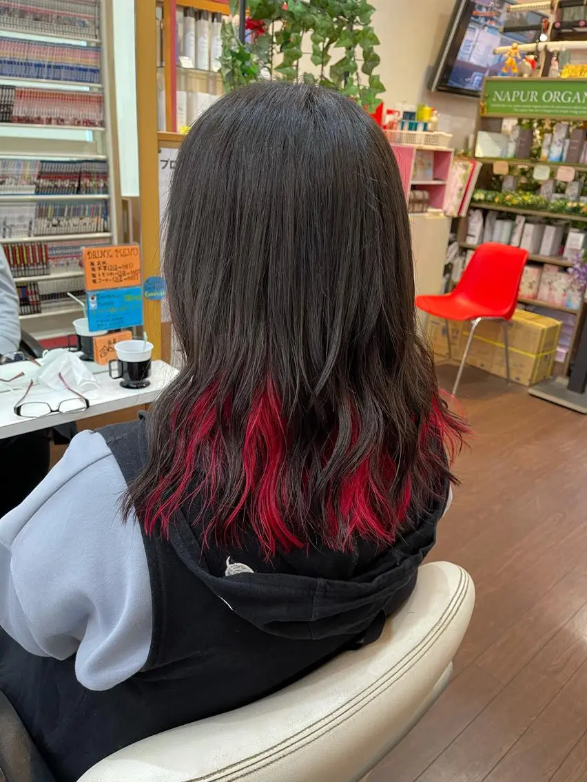 セミロング ヘアカラー たけい ゆうきのヘアスタイル