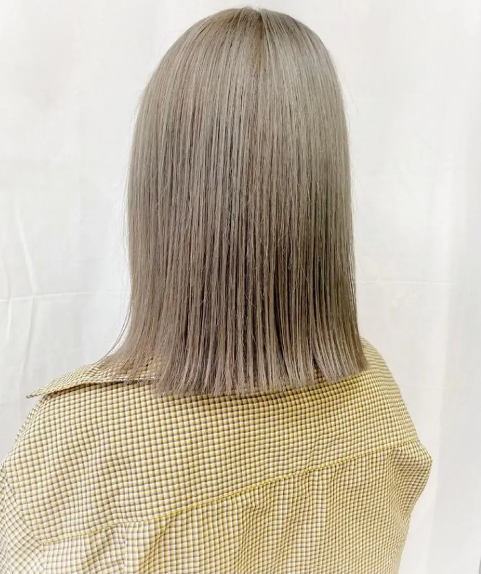ミディアム カラー ヘアアレンジ ベージュカラー ブロンド ブロンドベージュ ヘアセット🎀パーマ Tsubasaのヘアスタイル