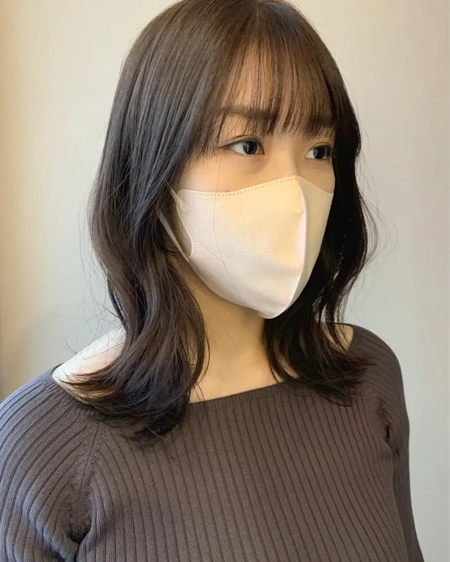 セミロング カラー ブラウンカラー ラベンダーカラー ラベンダーブラウン くびれヘア レイヤーカット hubhair レイヤー/透明感のヘアスタイル