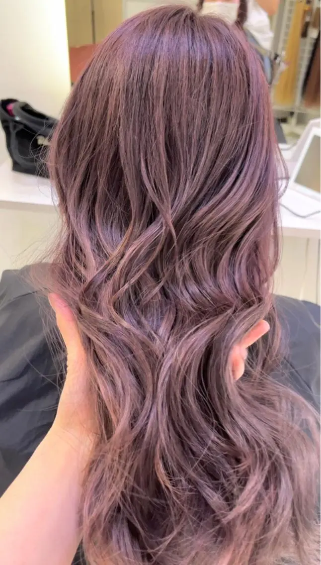 カラー ブリーチ ラベンダーカラー ピンクカラー ピンクラベンダー ヘアカラー mickey Yuinaのヘアスタイル